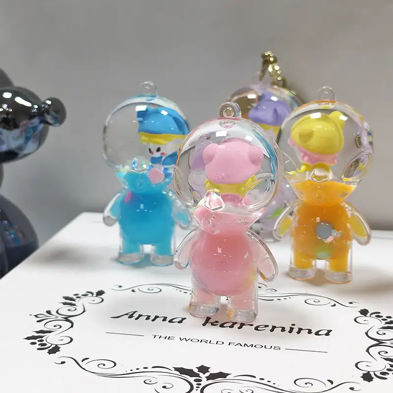 Hvordan virker en Alien Liquid Keychain?